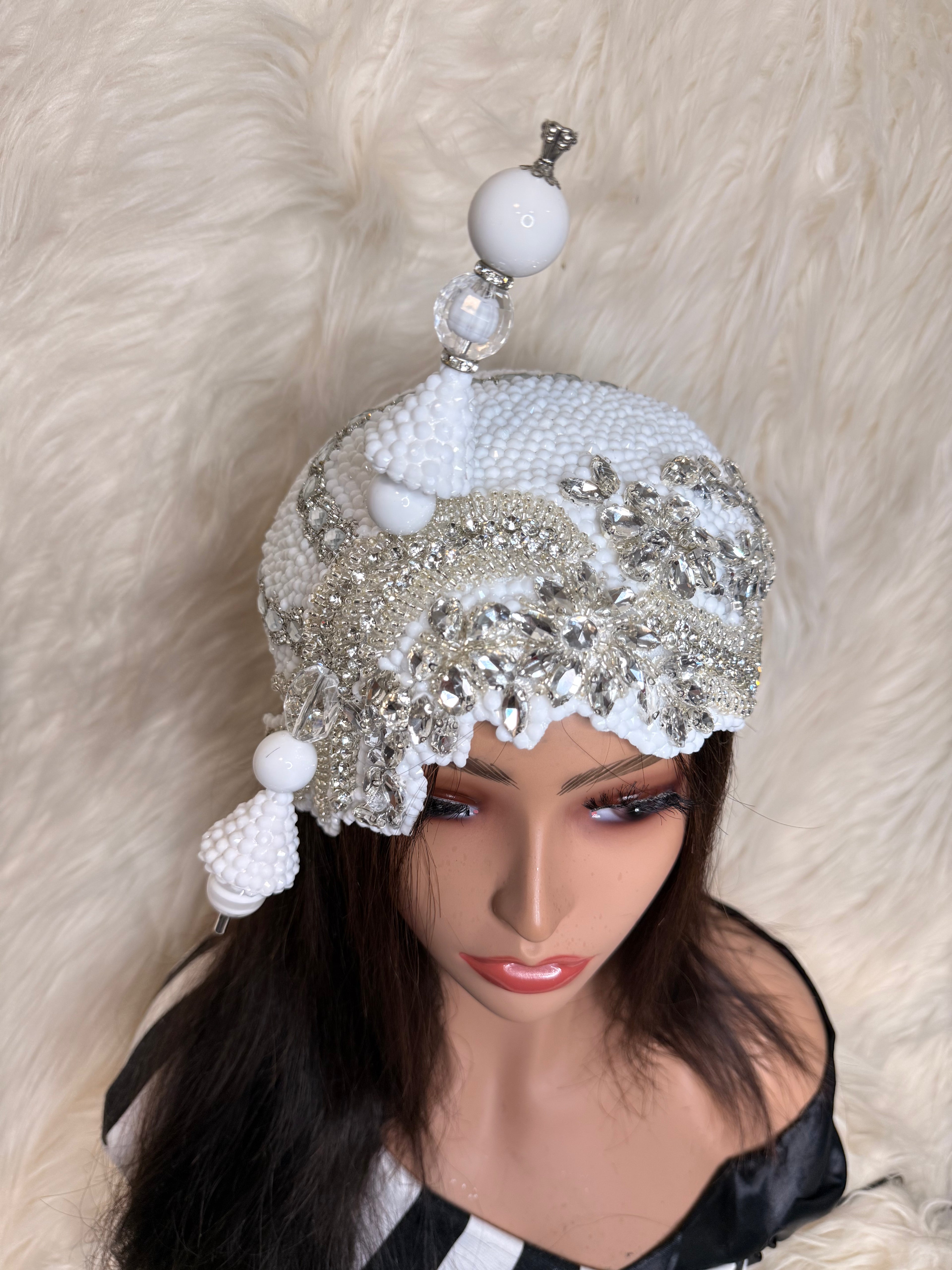 White & Silver / Oversized Hat Pin