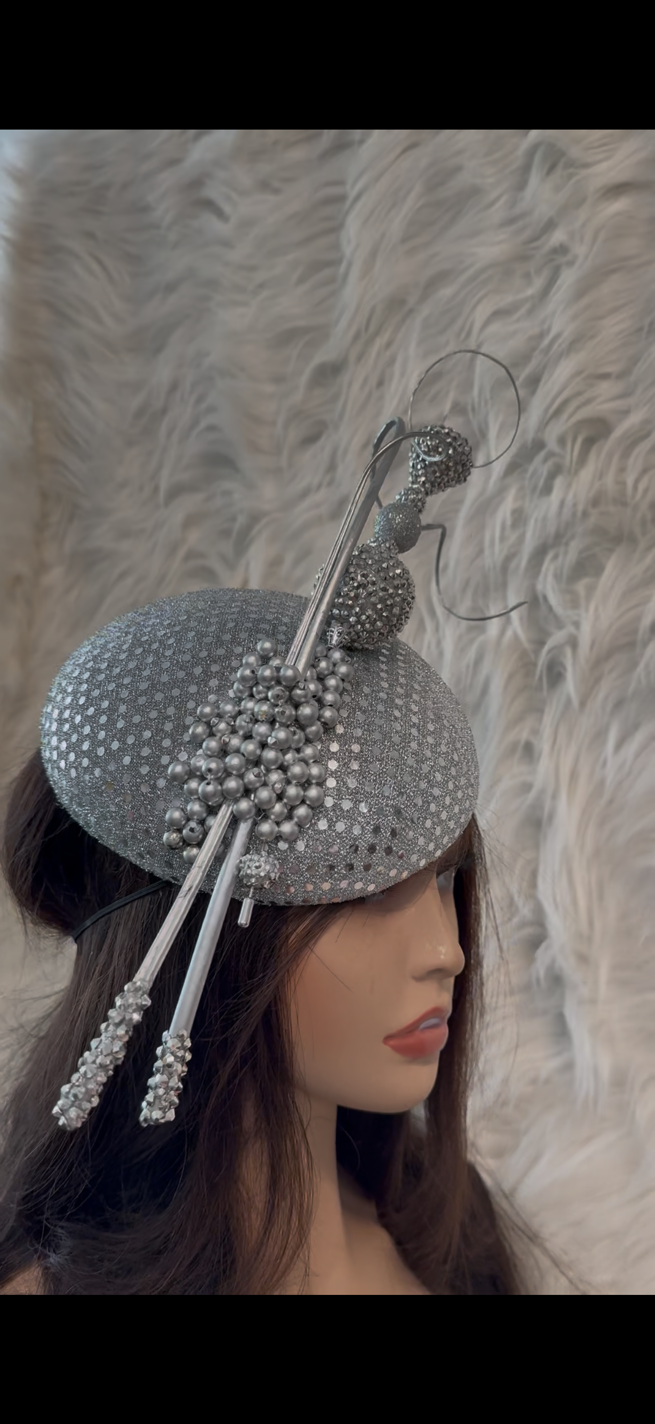 Silver / W Oversized Hat Pin