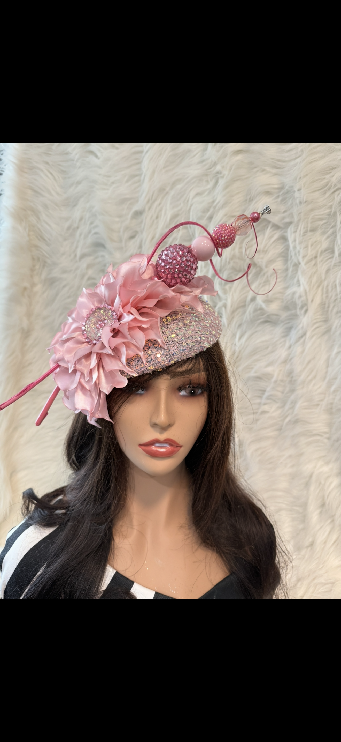 Baby Pink Sequins / W Oversized Hat Pin