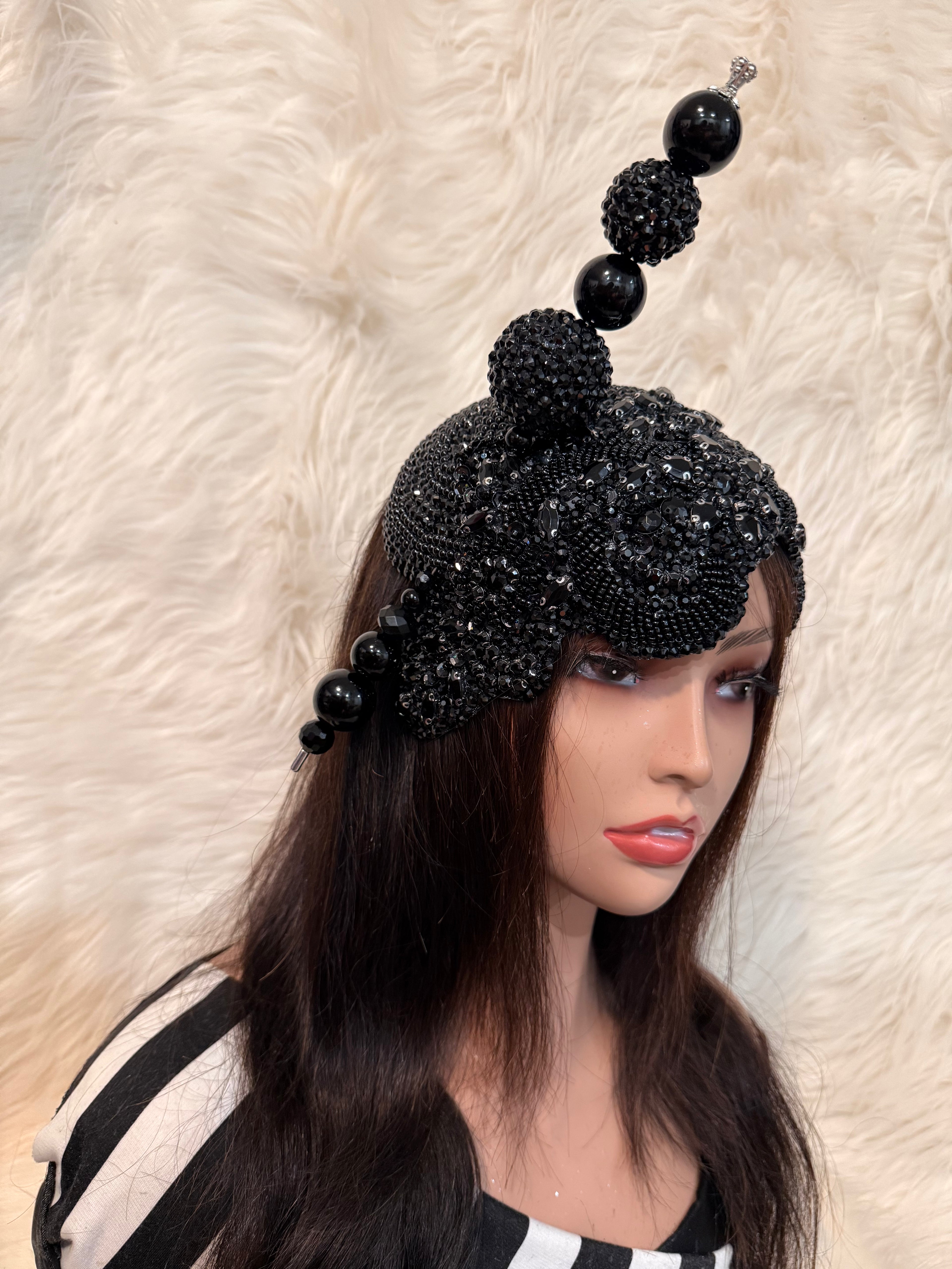 Black Crystal Hat / W Oversized Hat Pin