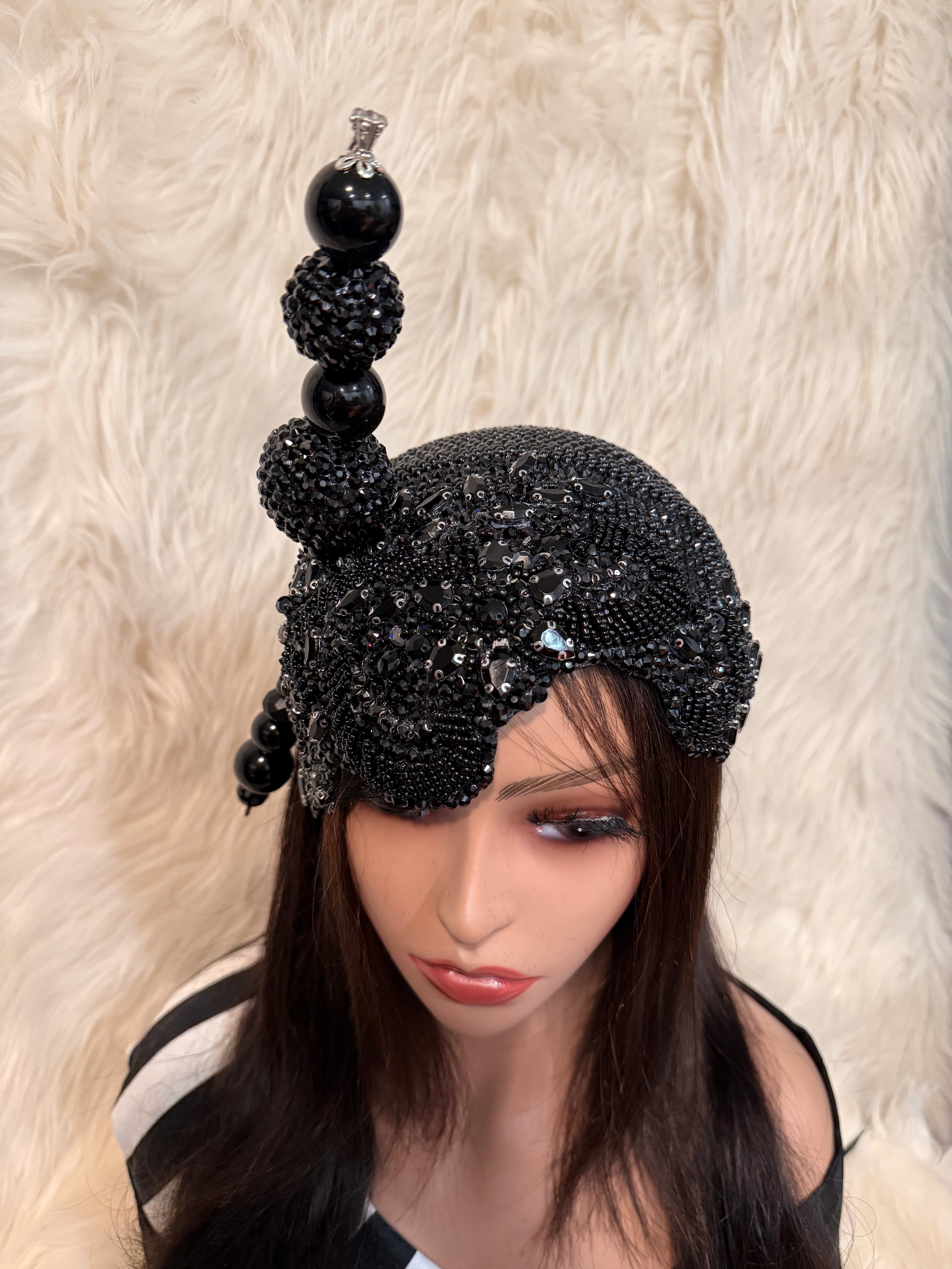Black Crystal Hat / W Oversized Hat Pin