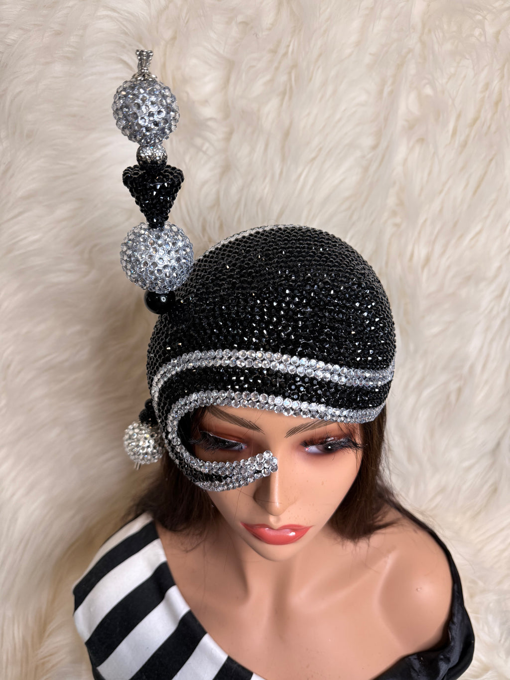 Black & Silver Eagle's Eye / W Oversized Hat Pin