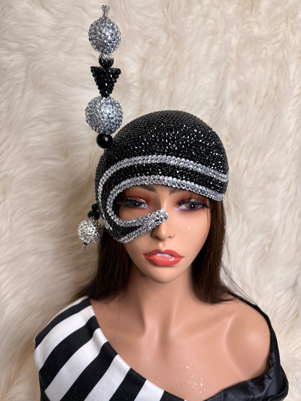Black & Silver Eagle's Eye / W Oversized Hat Pin