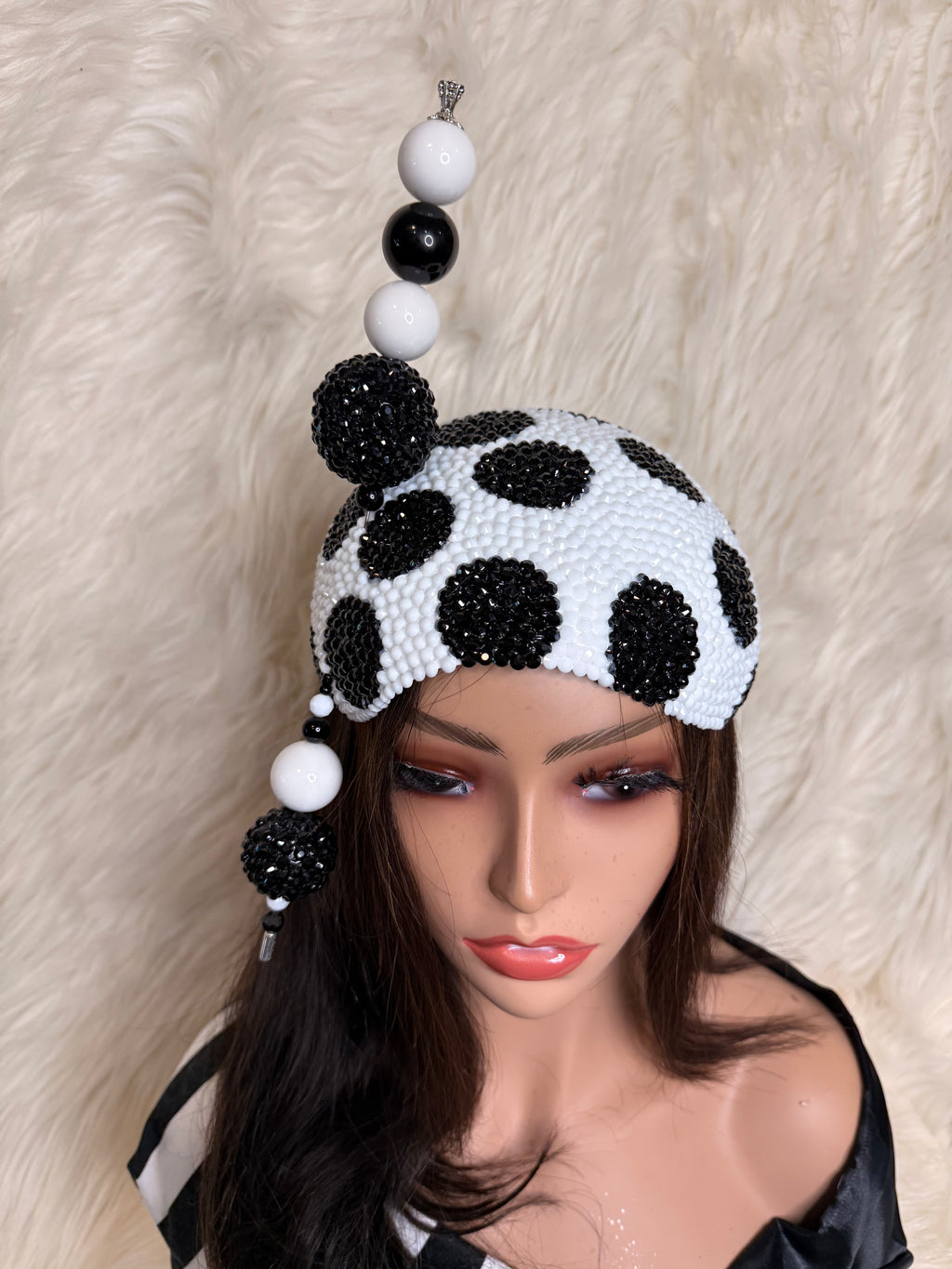 White and Black Polka Dot /W Oversized Hat Pin