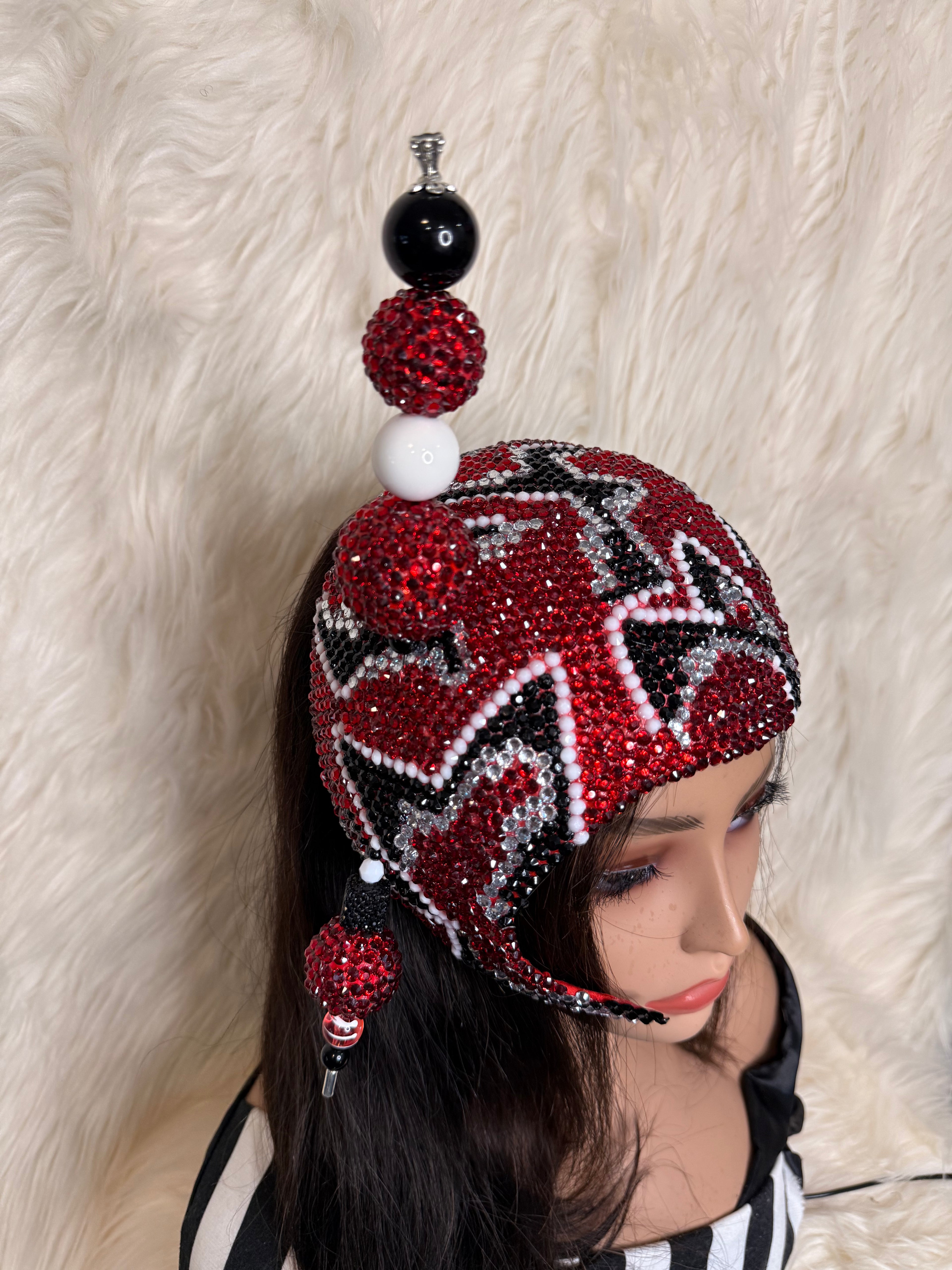 Red / Black / Silver / White crystal hat / W Oversized Hat Pin