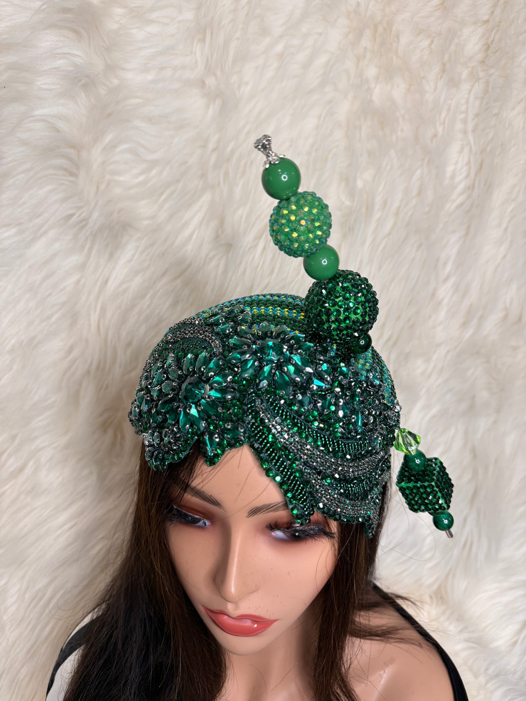 Emerald Green Crystal Hat /W Oversized Hat Pin